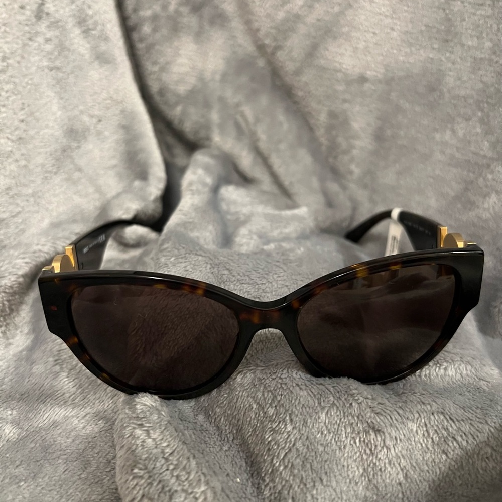 VERSACE Sunglasses - Picture 2 of 10
